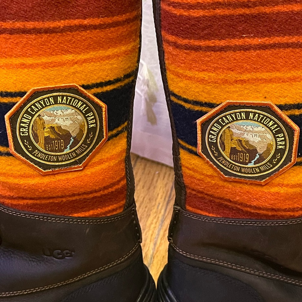 UGG Pendleton Ltd. Edition Adirondack Grand Canyon Boots, Tall 9, NWB Orig $350 - Picture 9 of 14